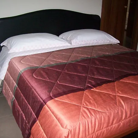 Affittacamere La Bottega Del Falegname 3*